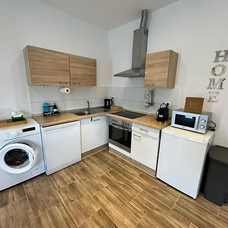 Family & Business Ow 76a Apartman Bréma